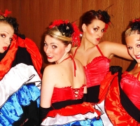 can-can dancers 