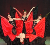 Foreign Dancers